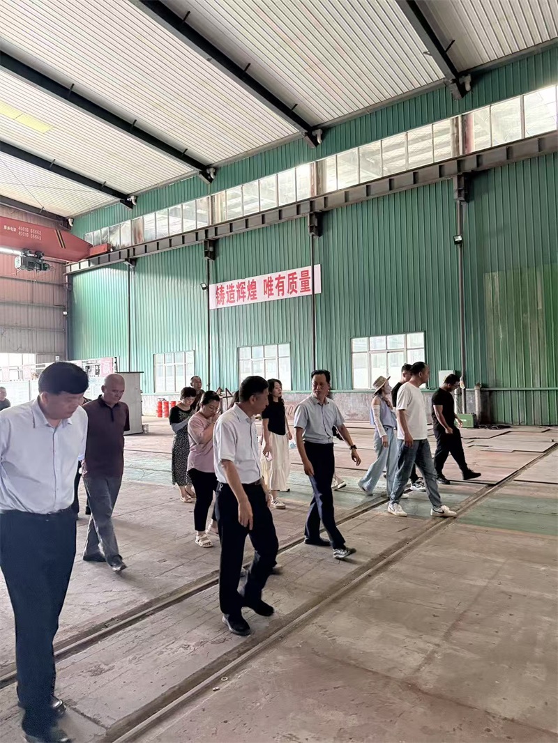 攜手共進  共繪綠色未來——哈密市生態環境系統干部蒞臨平頂山鳳翔環保工業園參觀指導 ?
